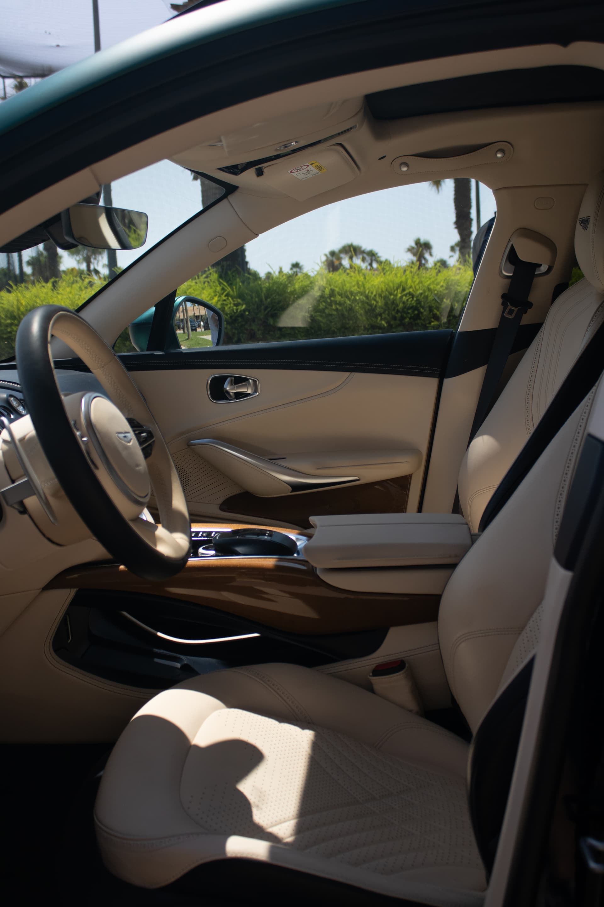 Aston Martin DBX - luxury car rental Algarve Lisbon Portugal (3)