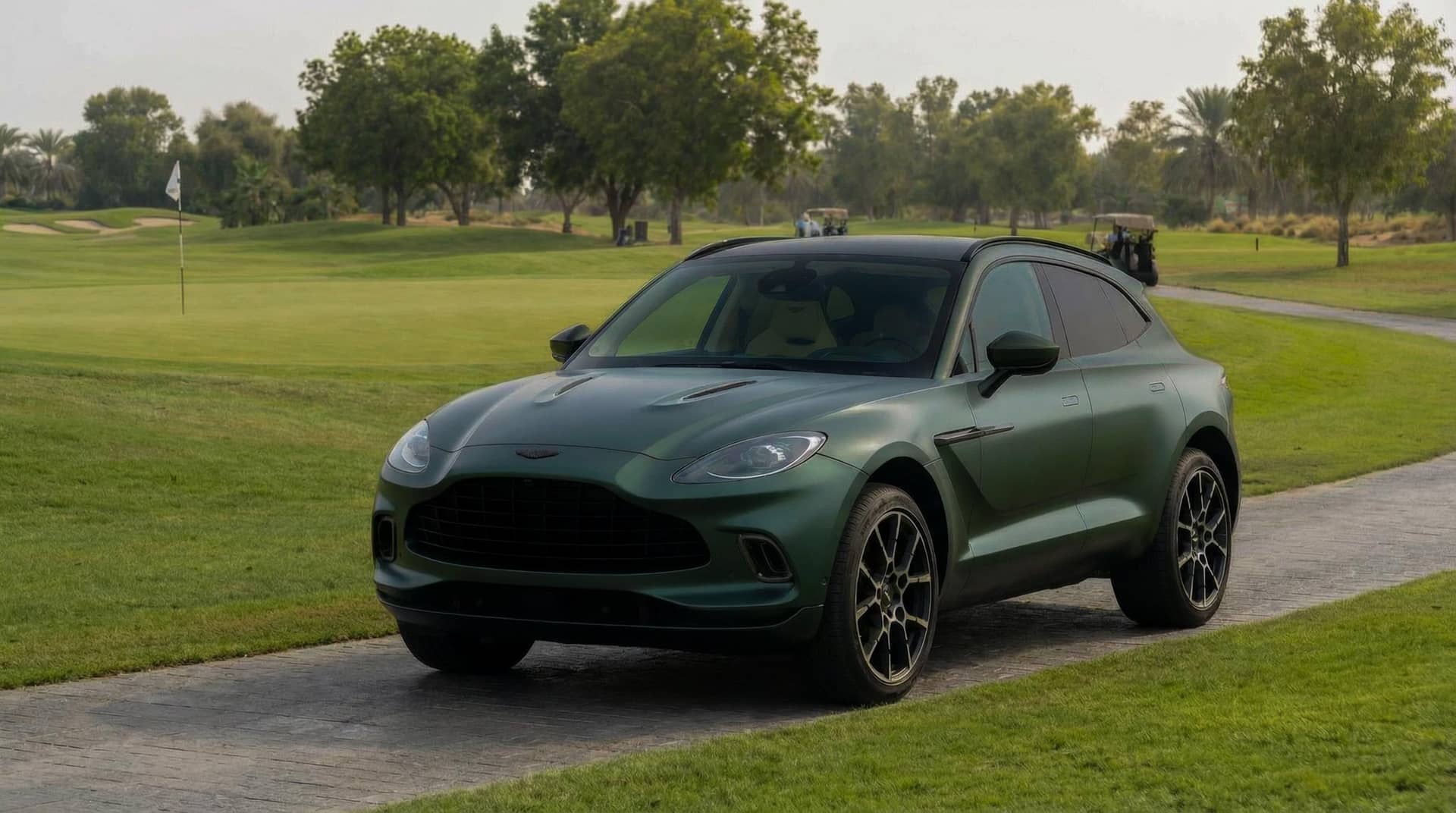 Aston Martin DBX rental Portugal - gallery image 2