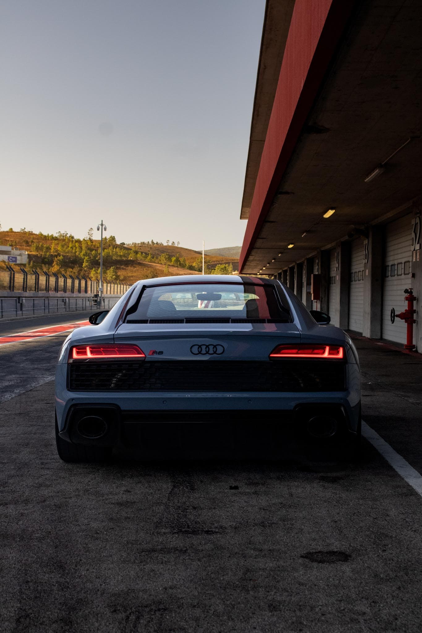 Audi R8 - luxury car rental Algarve Lisbon Portugal (2)