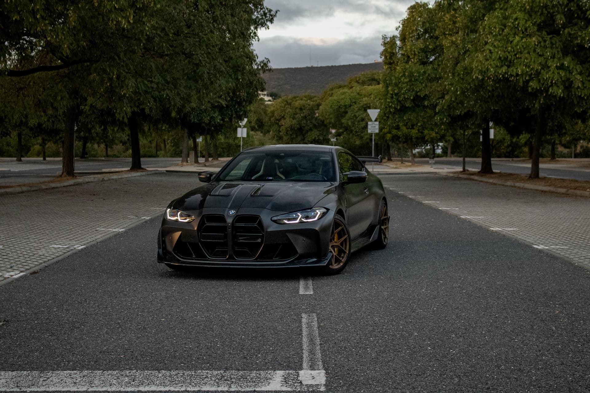 BMW M4 Competition - luxury car rental Algarve Lisbon Portugal