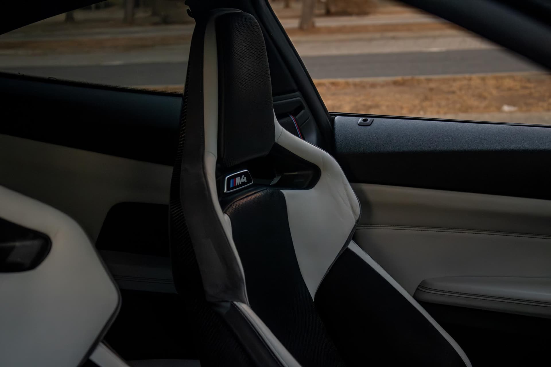BMW M4 Competition - luxury car rental Algarve Lisbon Portugal (9)