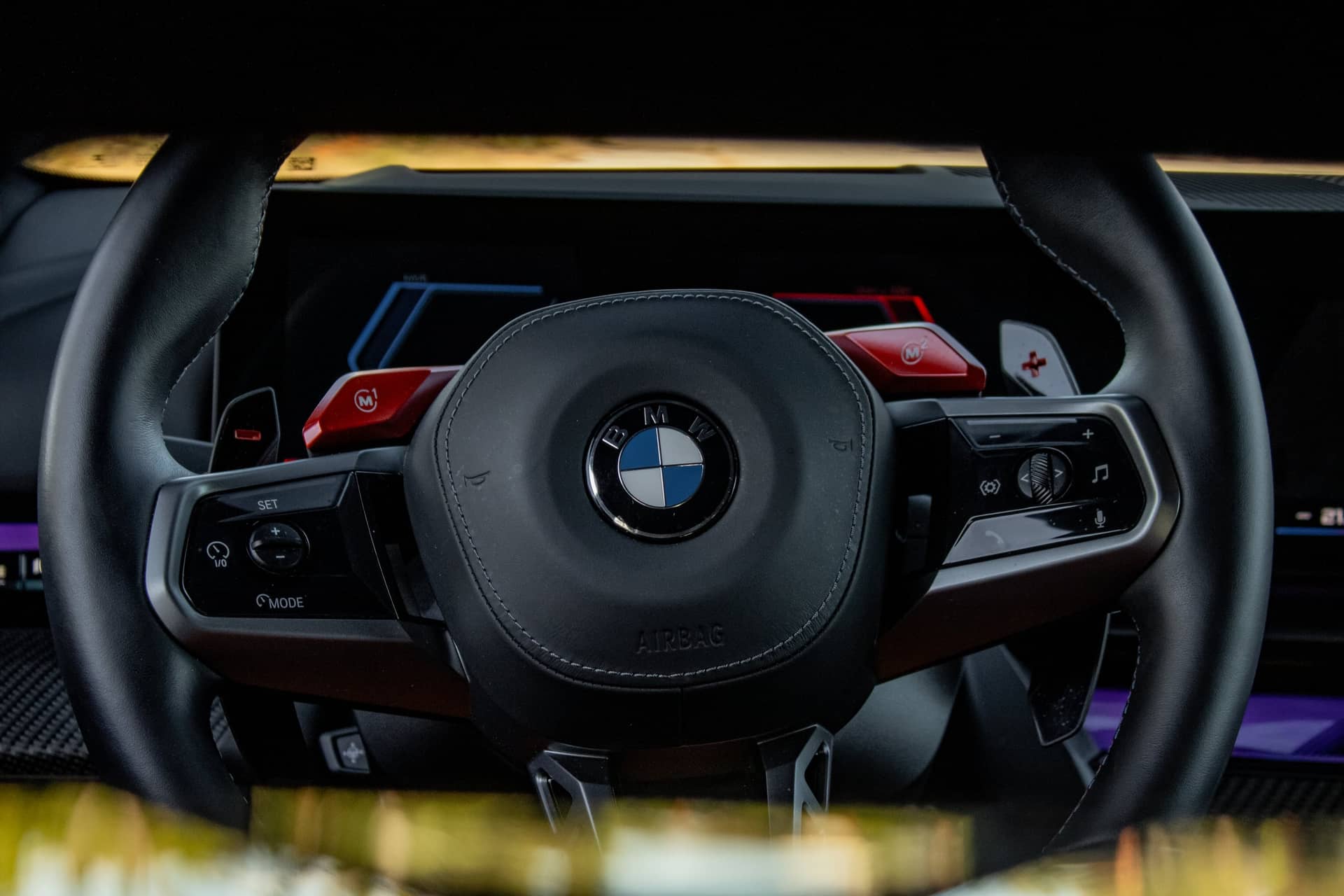 BMW M5 G90 rental Portugal - gallery image 10