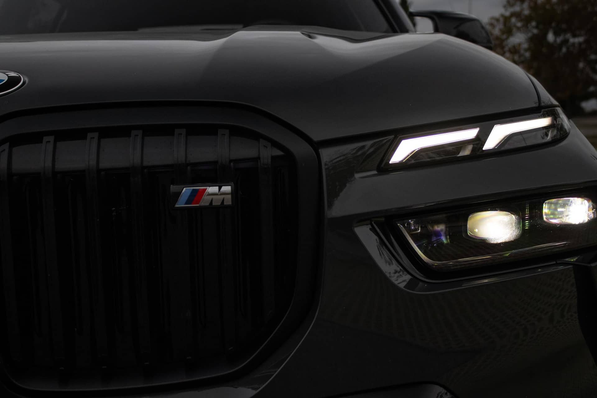 BMW X7 M60i rental Portugal - gallery image 9