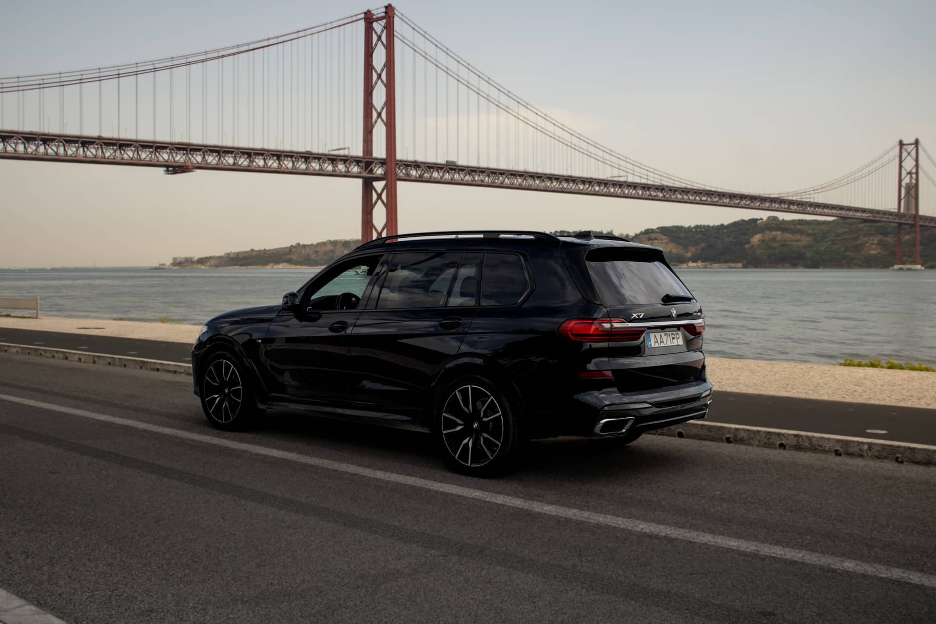BMW X7 rental Portugal - gallery image 4