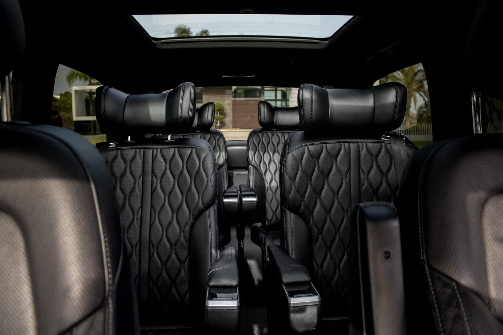 Mercedes V class VIP - luxury car rental Algarve Lisbon Portugal (8)