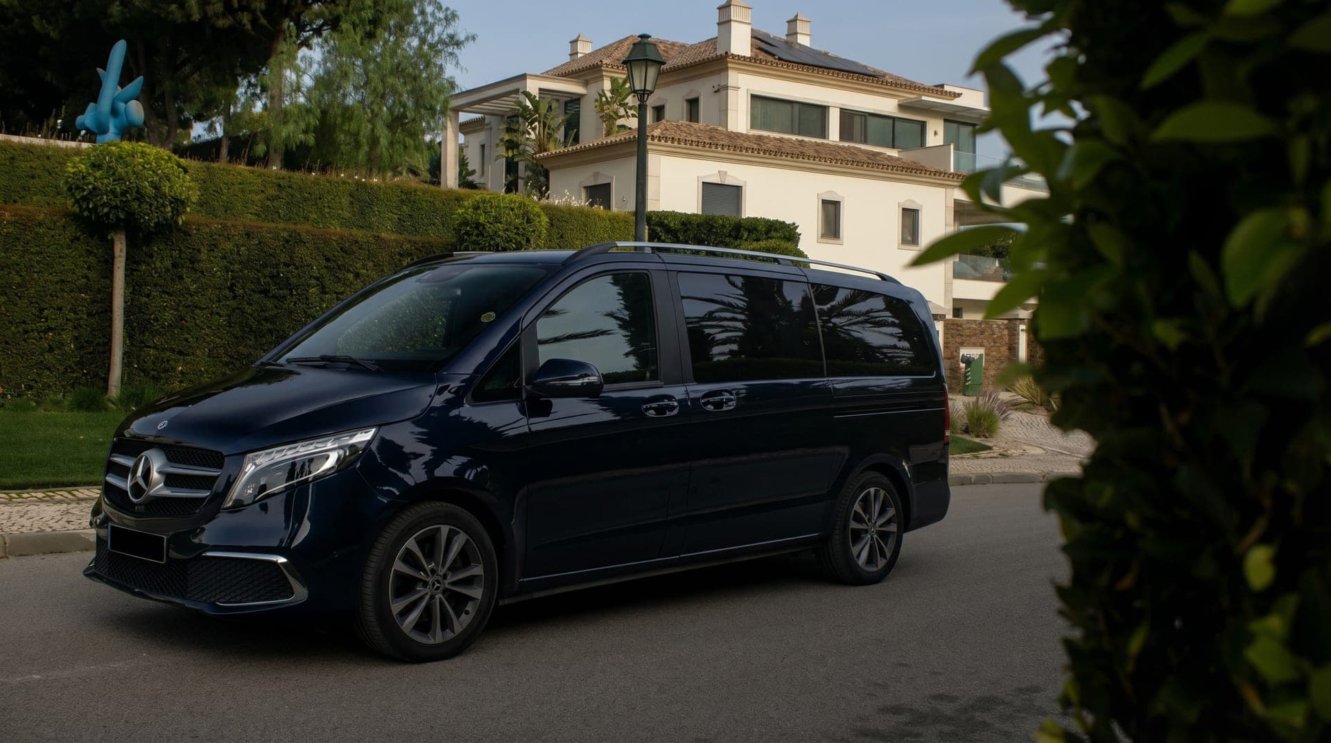 Mercedes V class VIP - luxury car rental Algarve Lisbon Portugal (2)