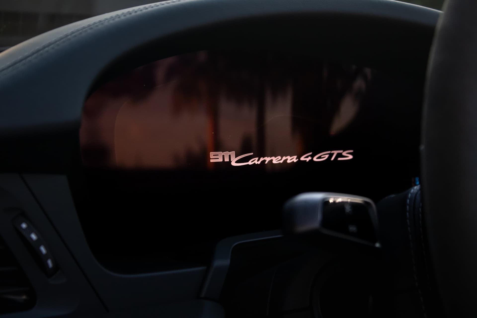 Porsche 911 Carrera 4 GTS - luxury car rental Algarve Lisbon Portugal (9)