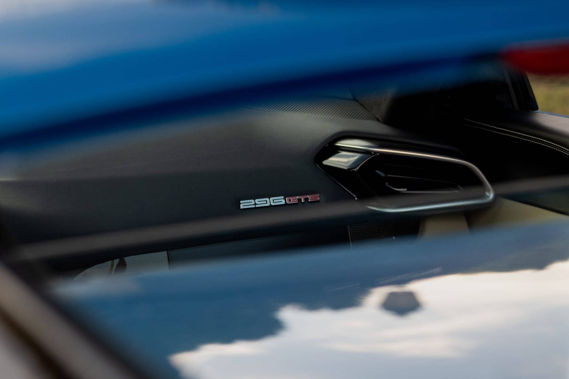 Ferrari 296 GTS rental Portugal - gallery image 12