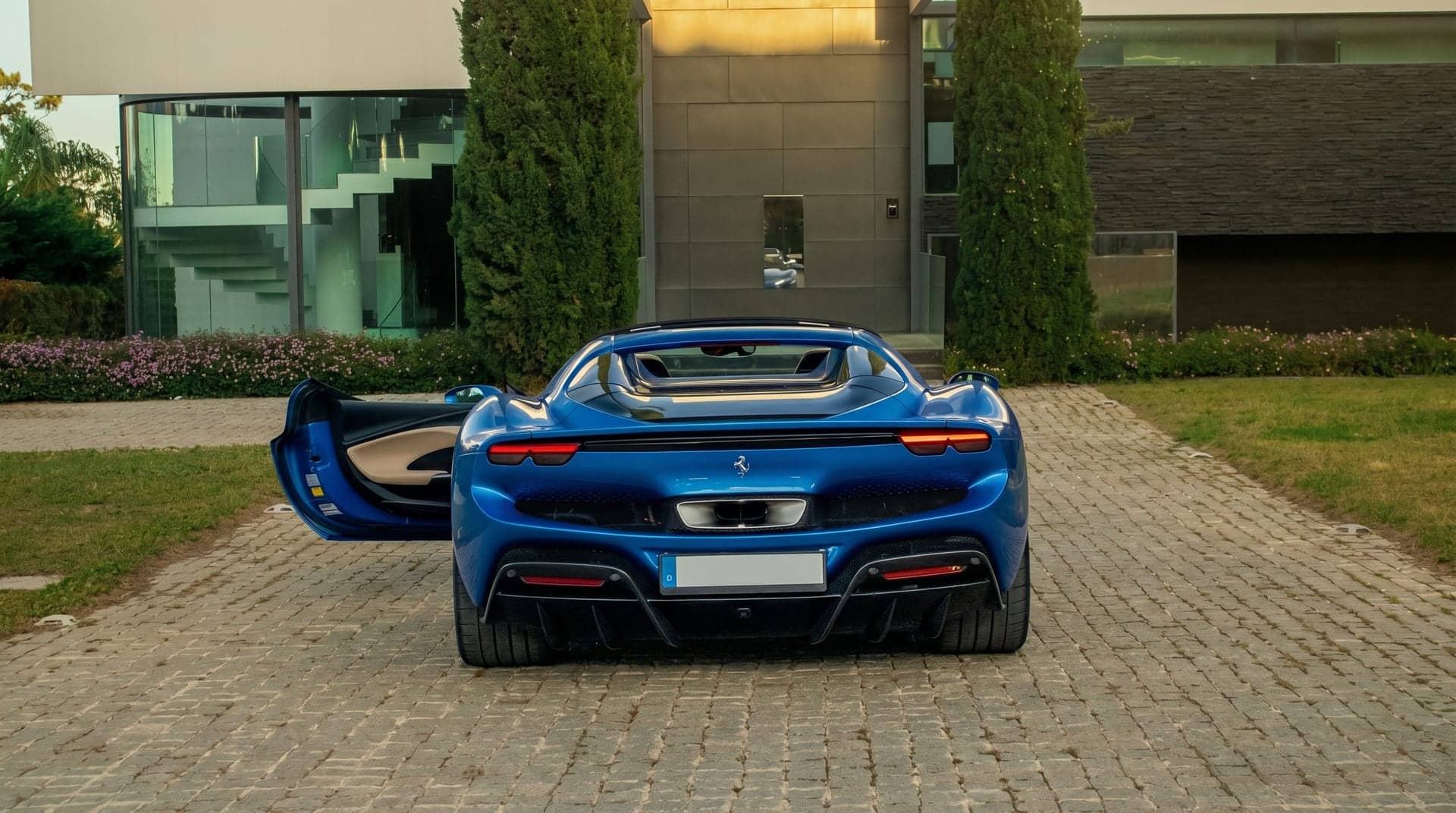 Ferrari 296 GTS rental Portugal - gallery image 4