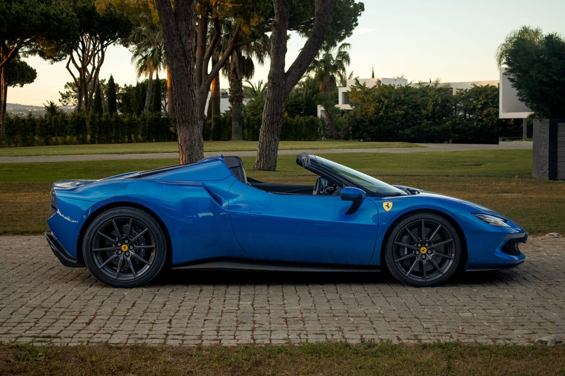 Ferrari 296 GTS rental Portugal - gallery image 3