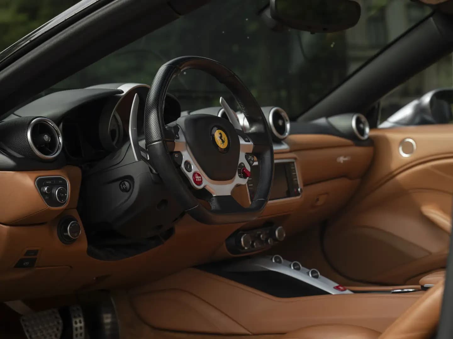 Ferrari California - luxury car rental Algarve Lisbon Portugal (4)