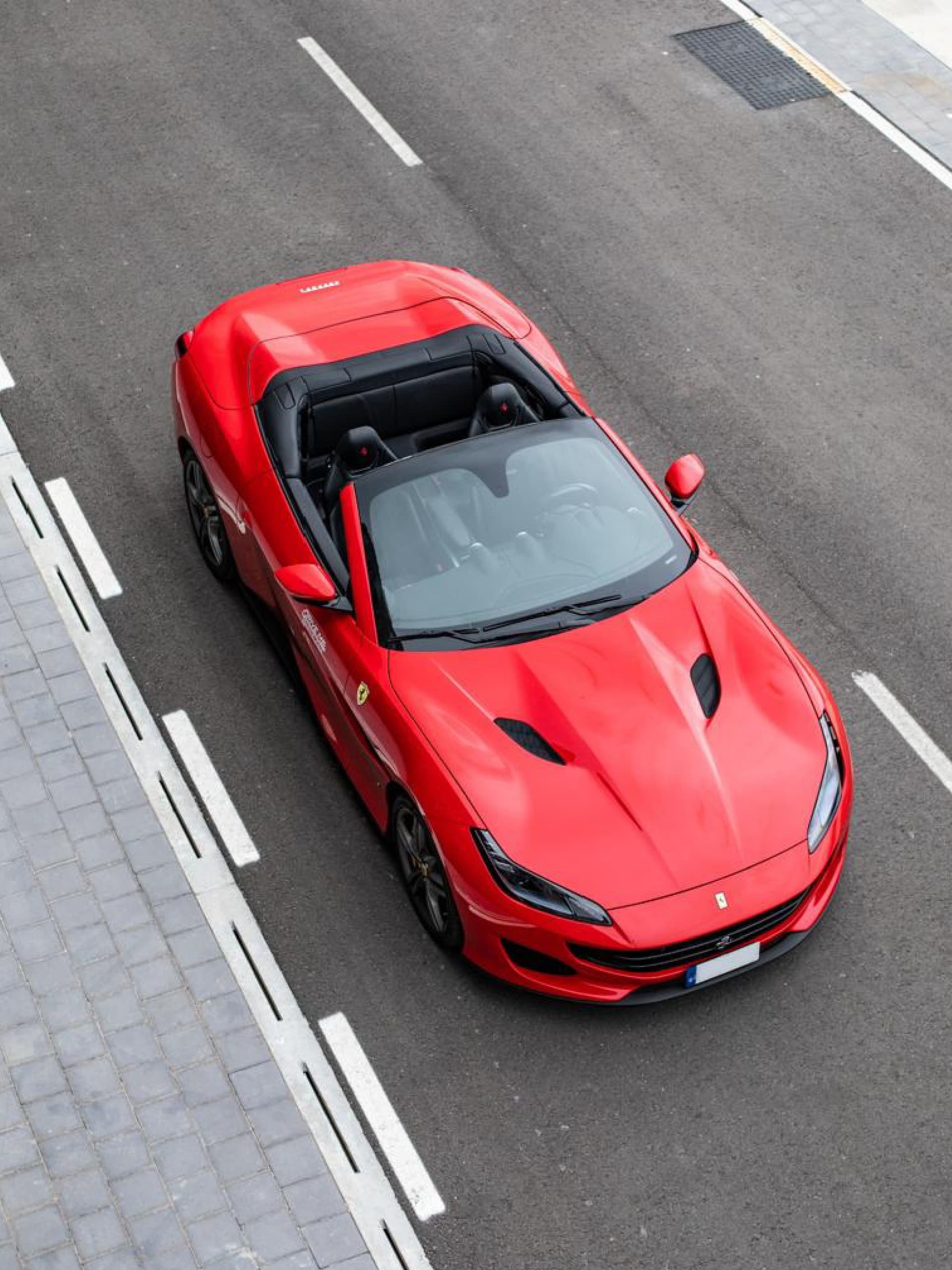 Ferrari Portofino - luxury car rental Algarve Lisbon Portugal (5)