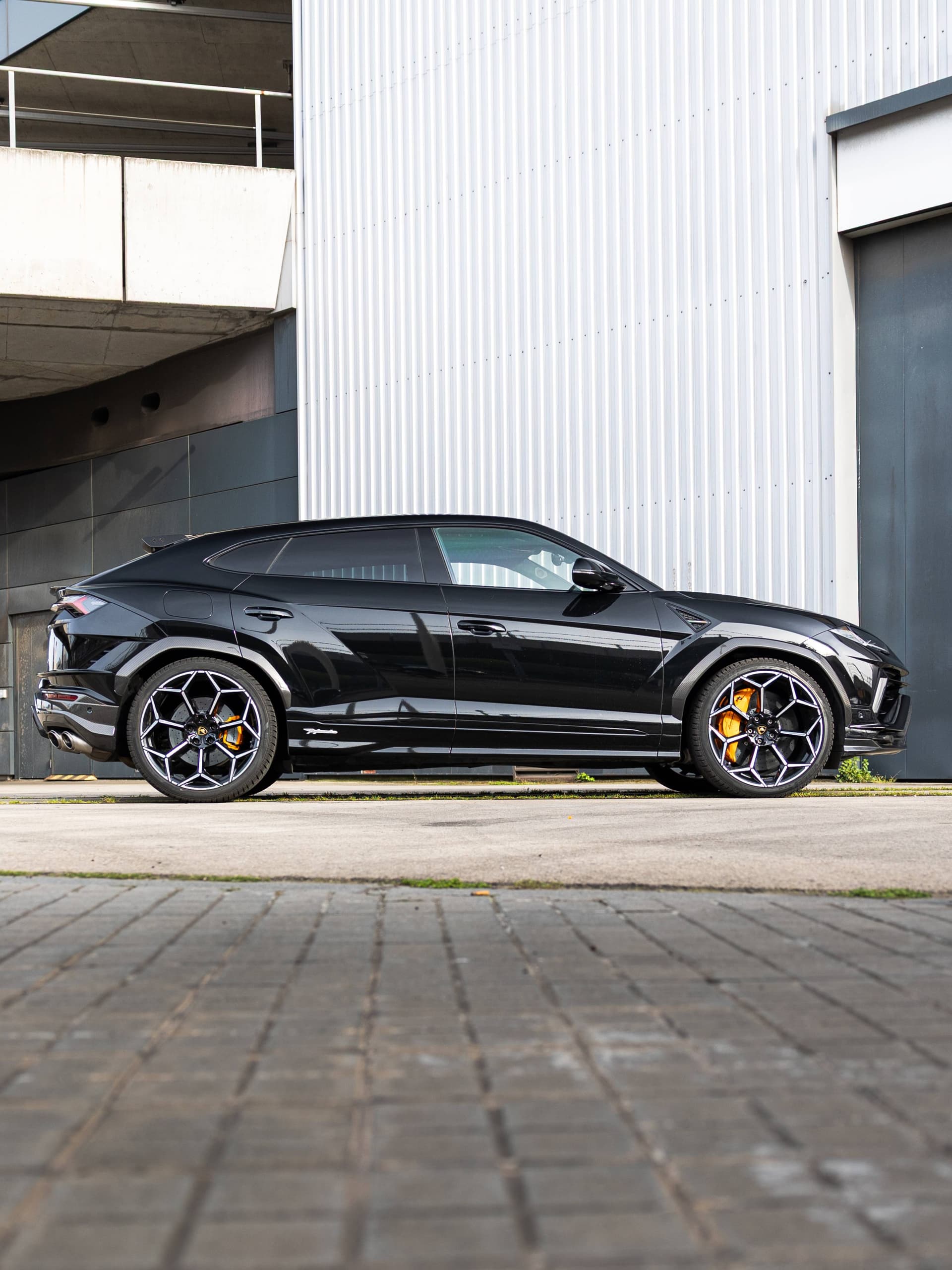 Lamborghini Urus Performante - luxury car rental Algarve Lisbon Portugal (5)