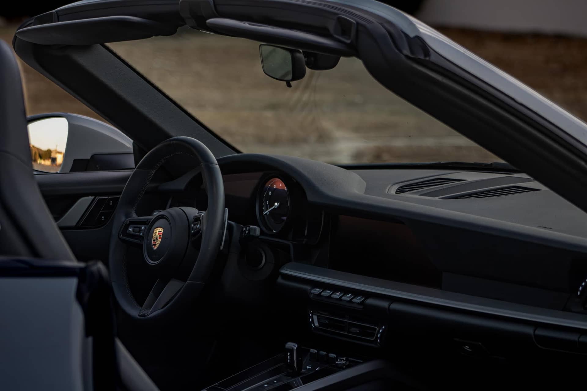 Porsche 911 Carrera S rental Portugal - gallery image 8
