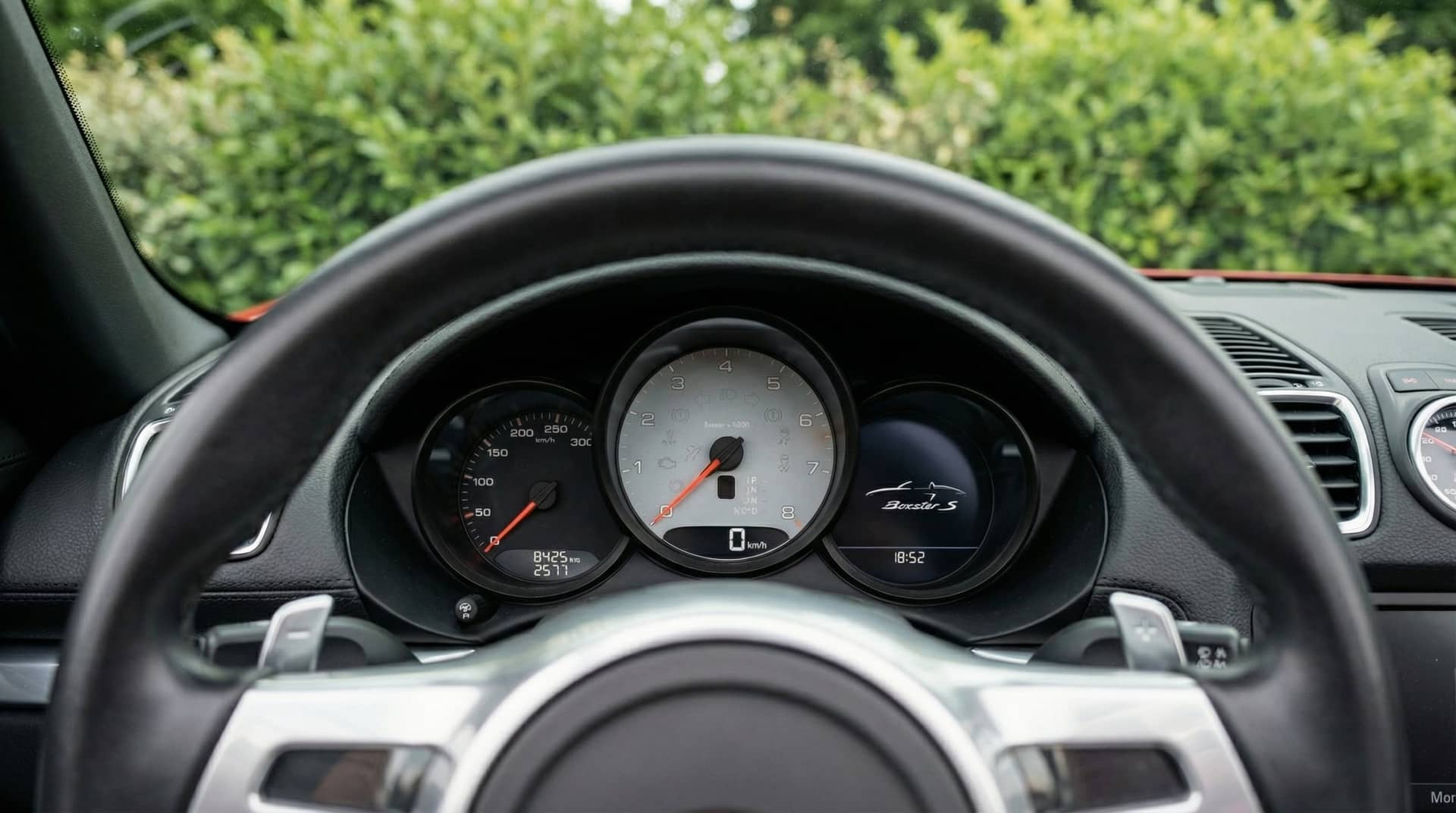 Porsche Boxster rental Portugal - gallery image 5