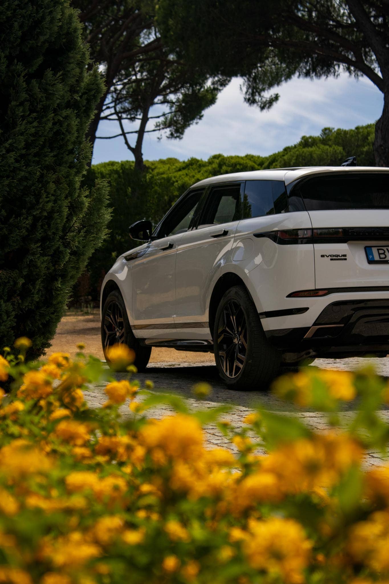 Range Rover Evoque Autobiography rental Portugal - gallery image 4