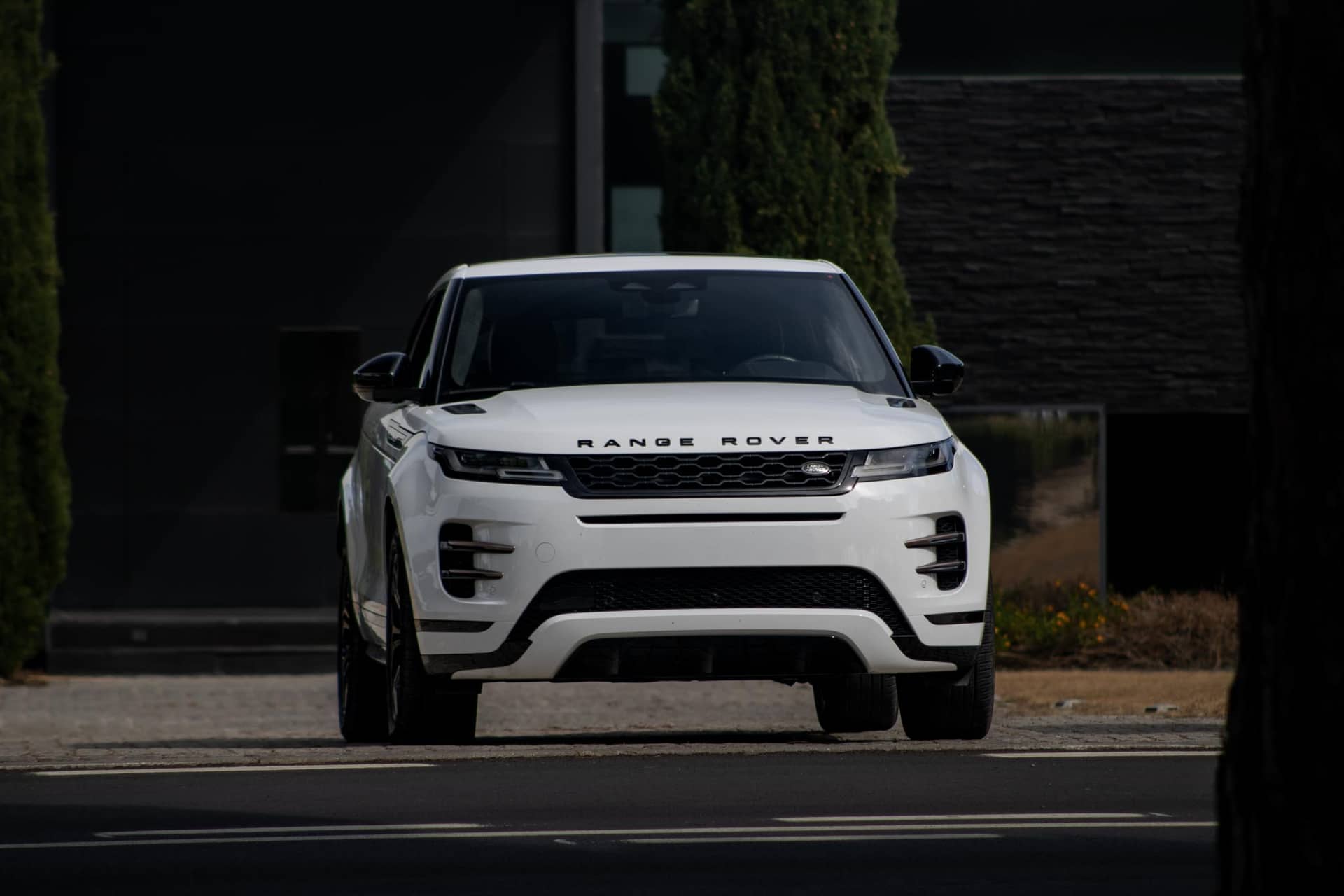Range Rover Evoque Autobiography rental Portugal - gallery image 9