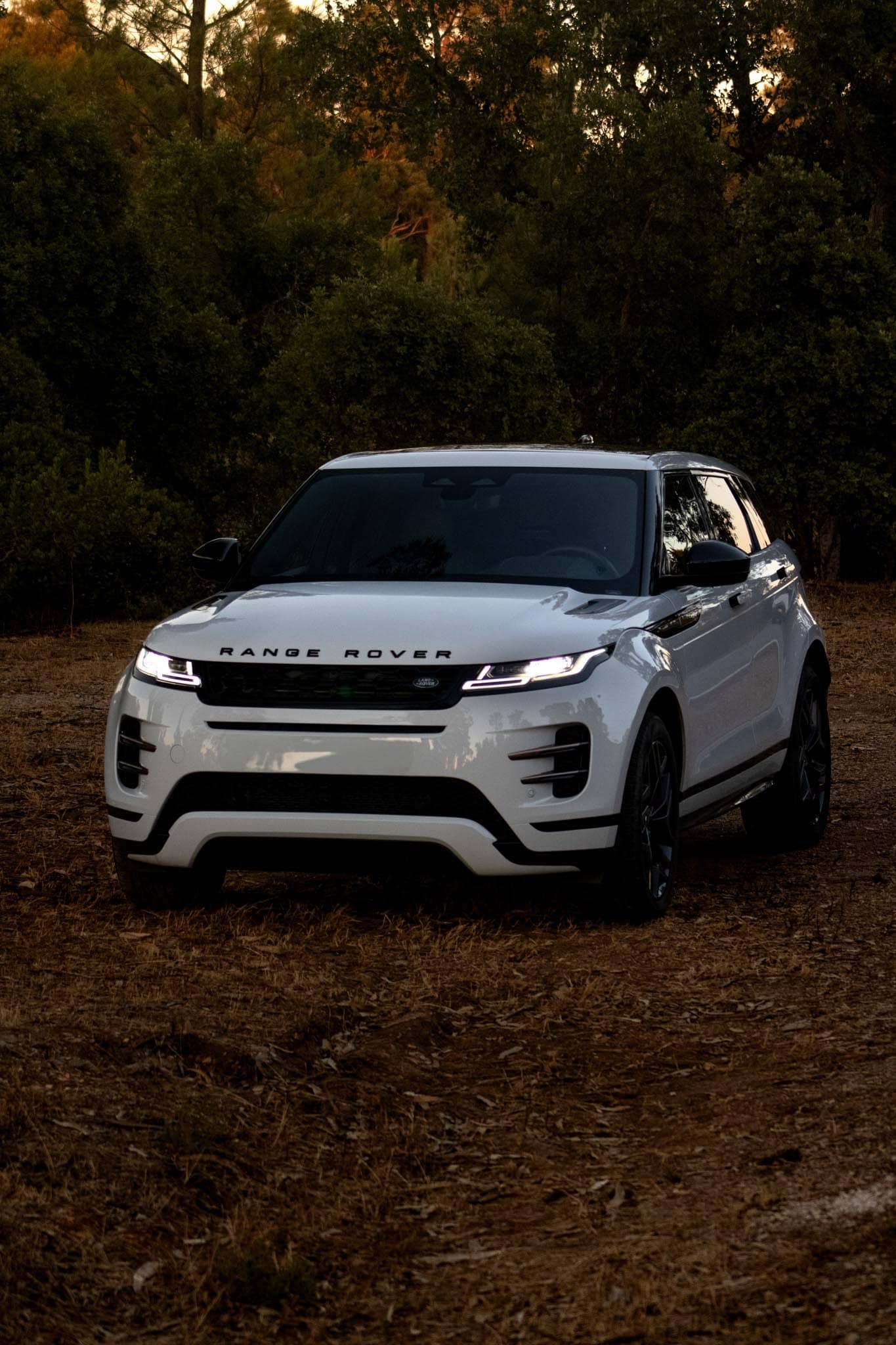 Range Rover Evoque Autobiography rental Portugal - gallery image 2