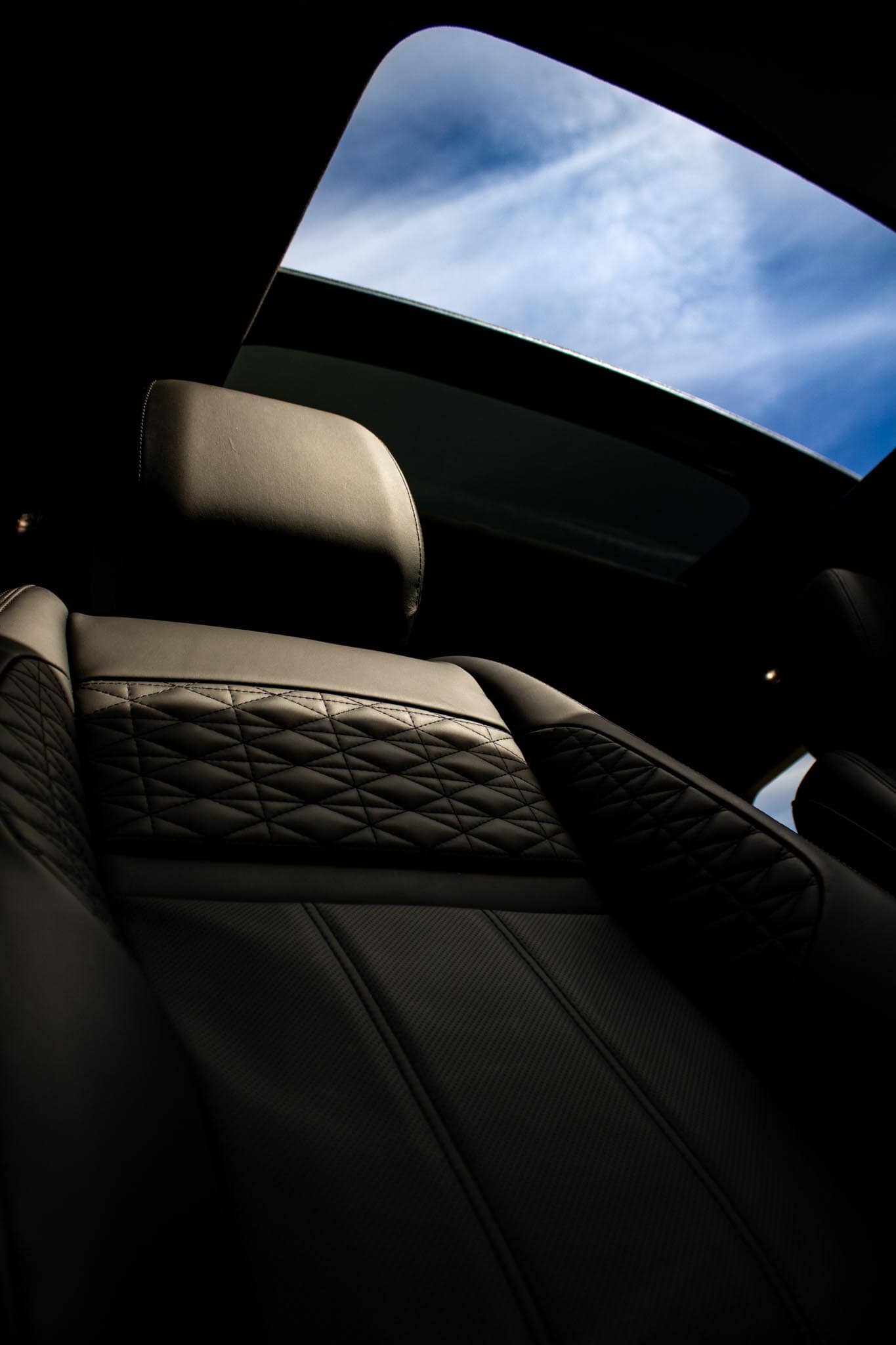 Range Rover Evoque Autobiography rental Portugal - gallery image 14