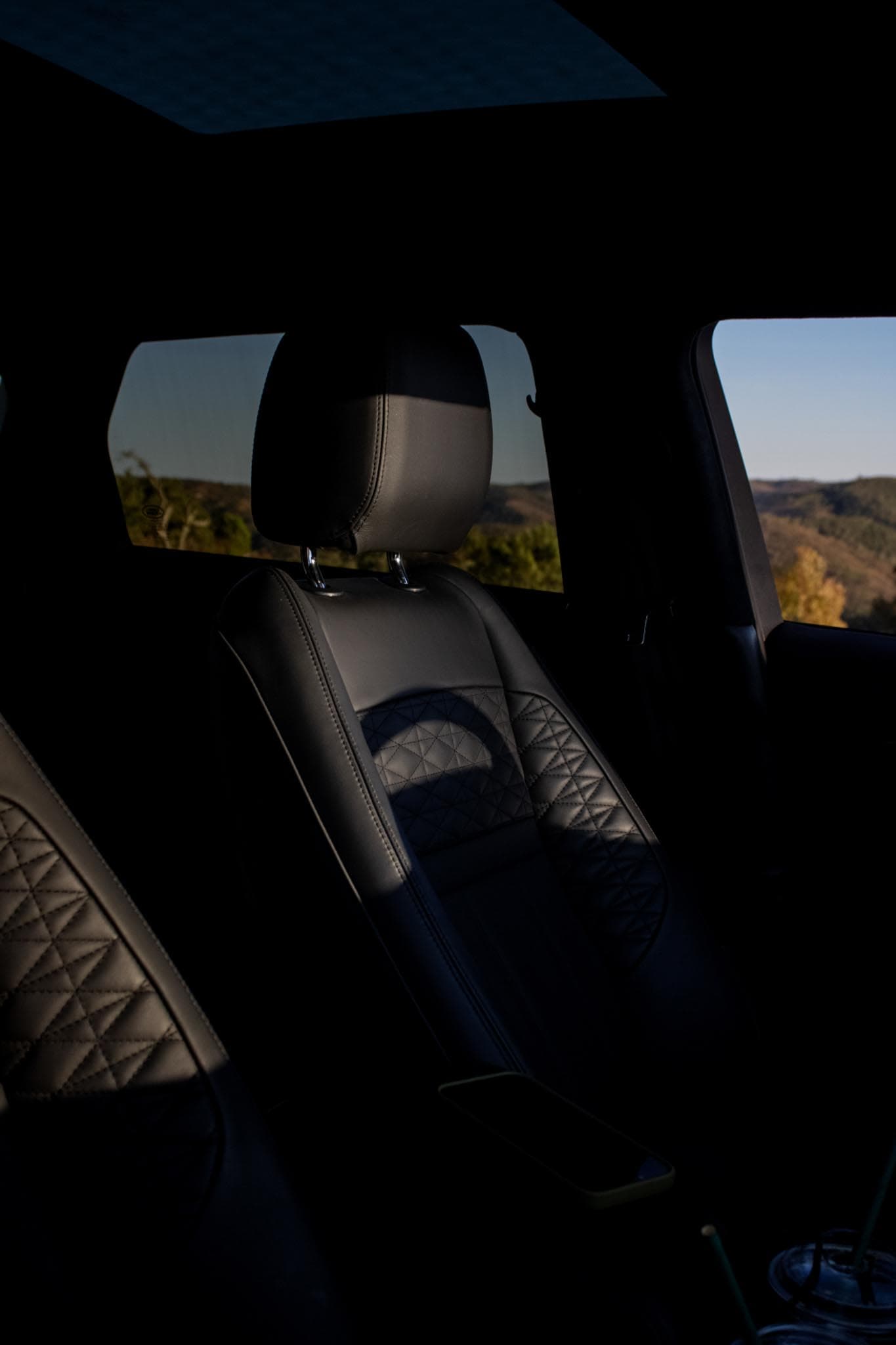 Range Rover Evoque Autobiography - luxury car rental Algarve Lisbon Portugal (15)