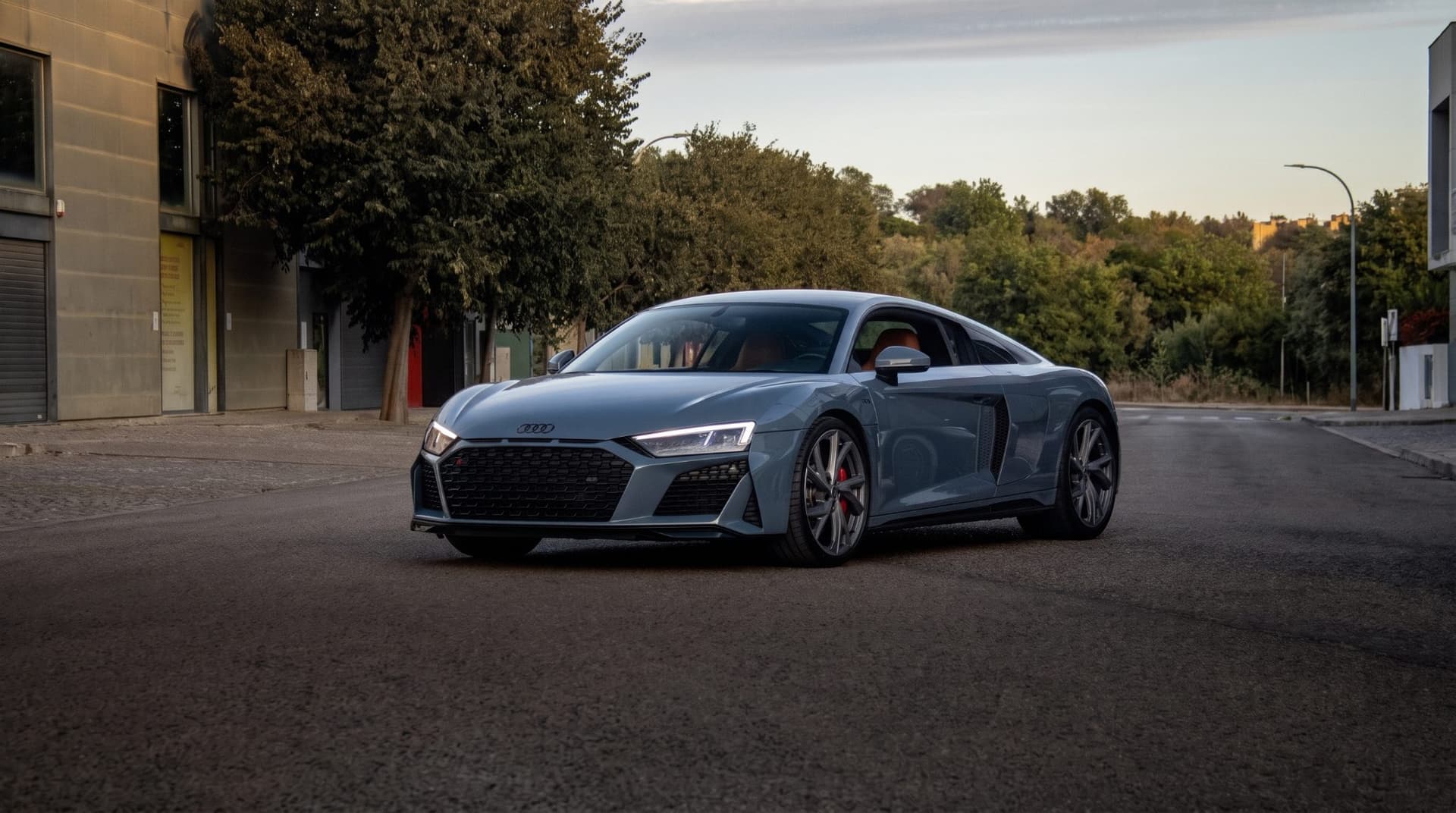 Audi R8 - luxury car rental Algarve Lisbon Portugal