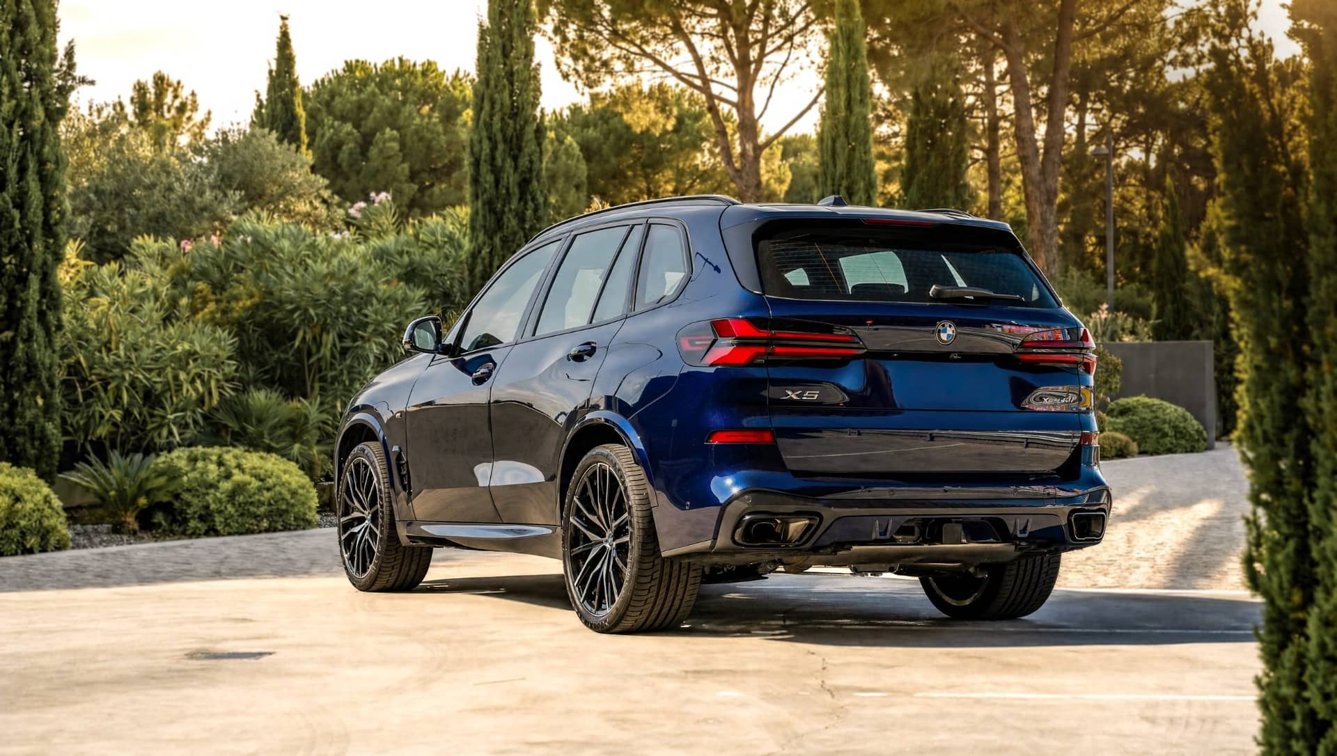 BMW X5 50e rental Portugal - gallery image 6