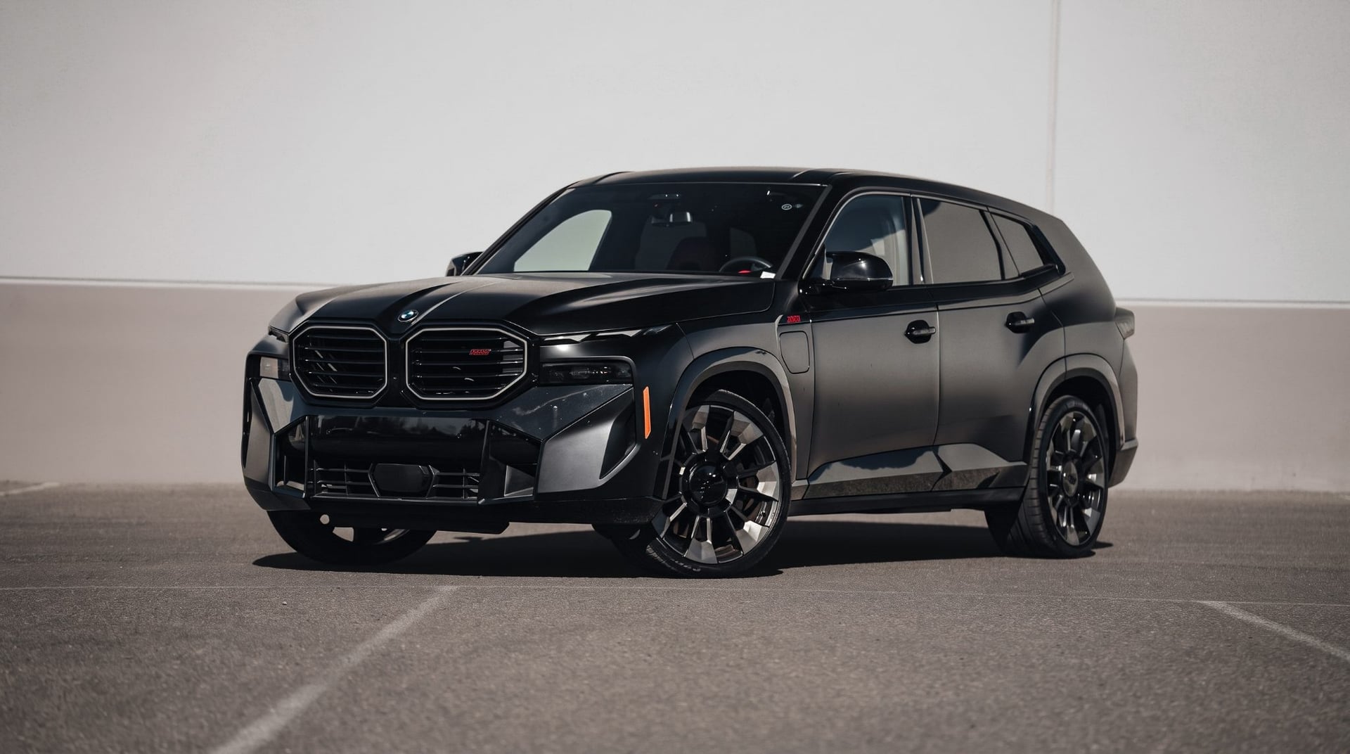 BMW XM for rent in Portugal - luxury car rental Algarve Lisbon