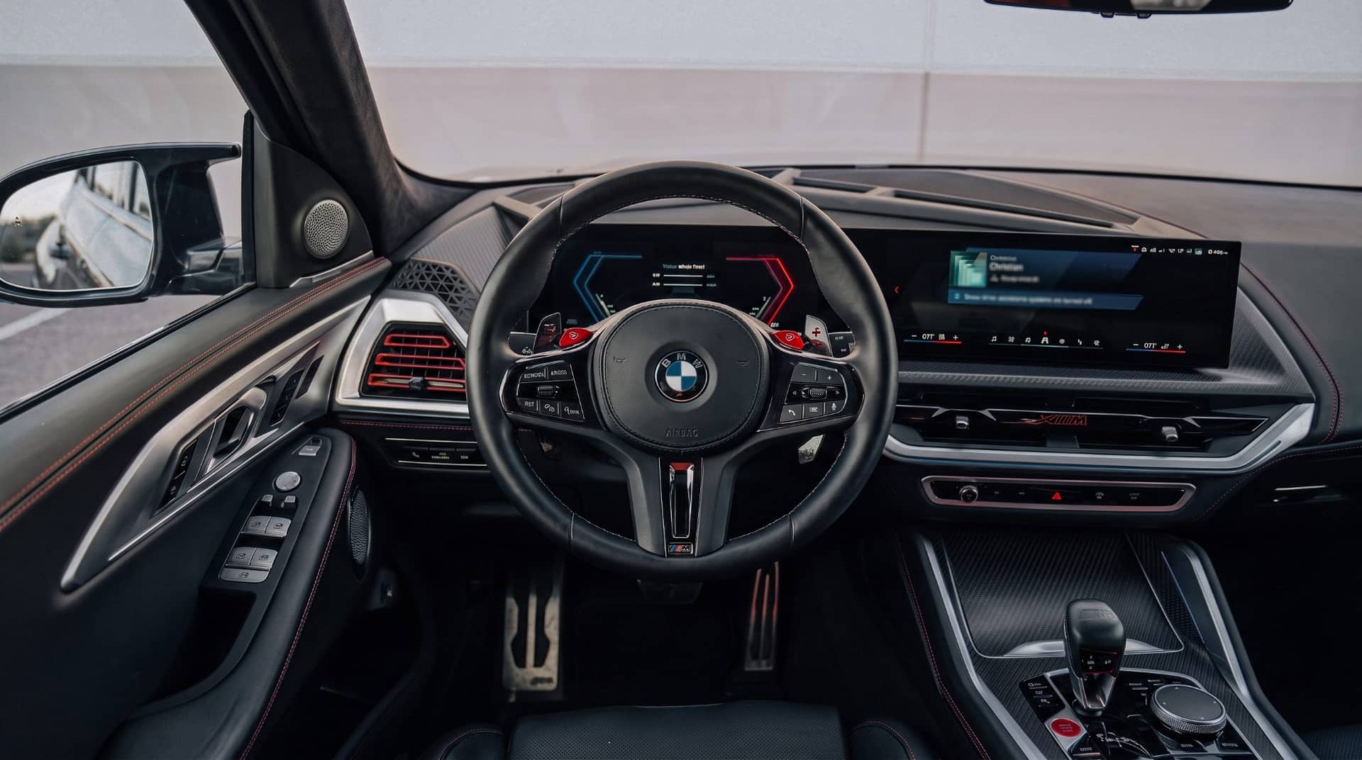 BMW XM rental Portugal - gallery image 3