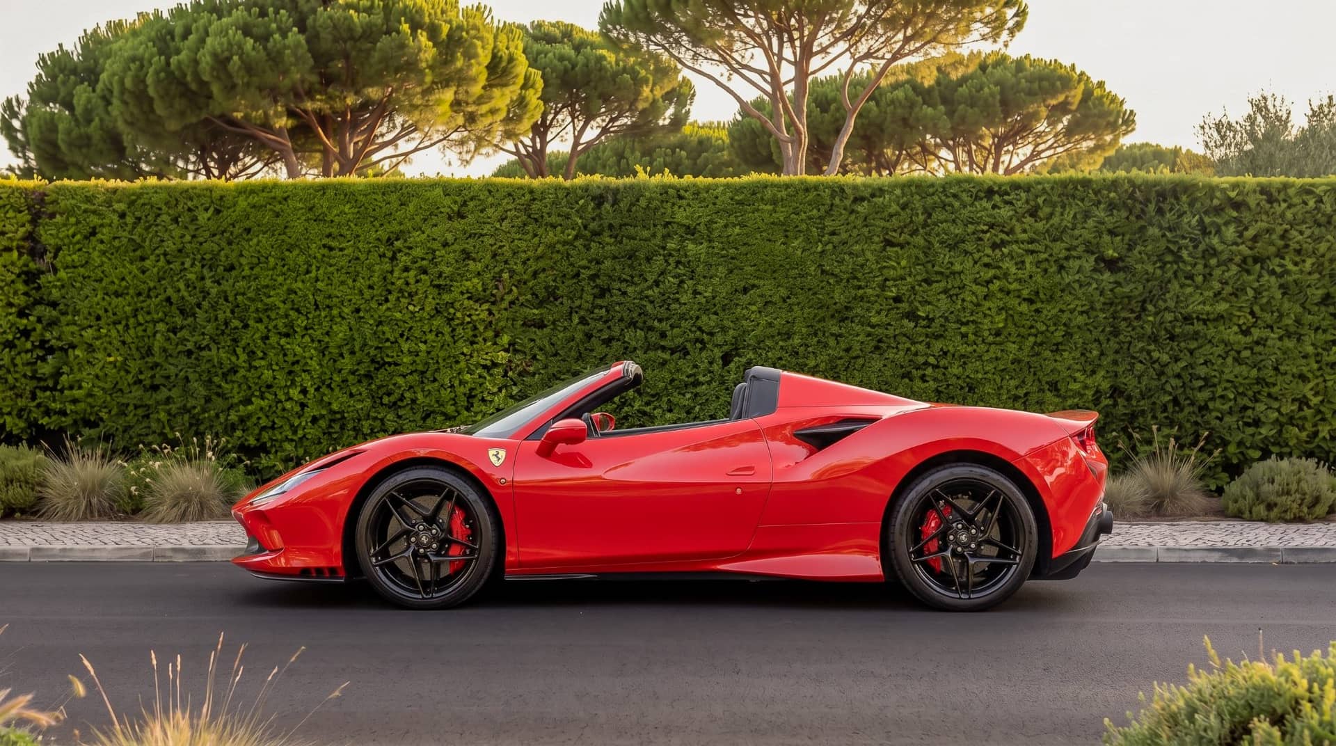 Ferrari F8 Spider rental Portugal - gallery image 4
