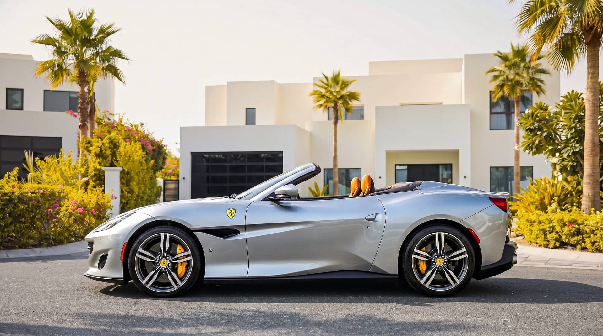 Ferrari Portofino rental Portugal - gallery image 4