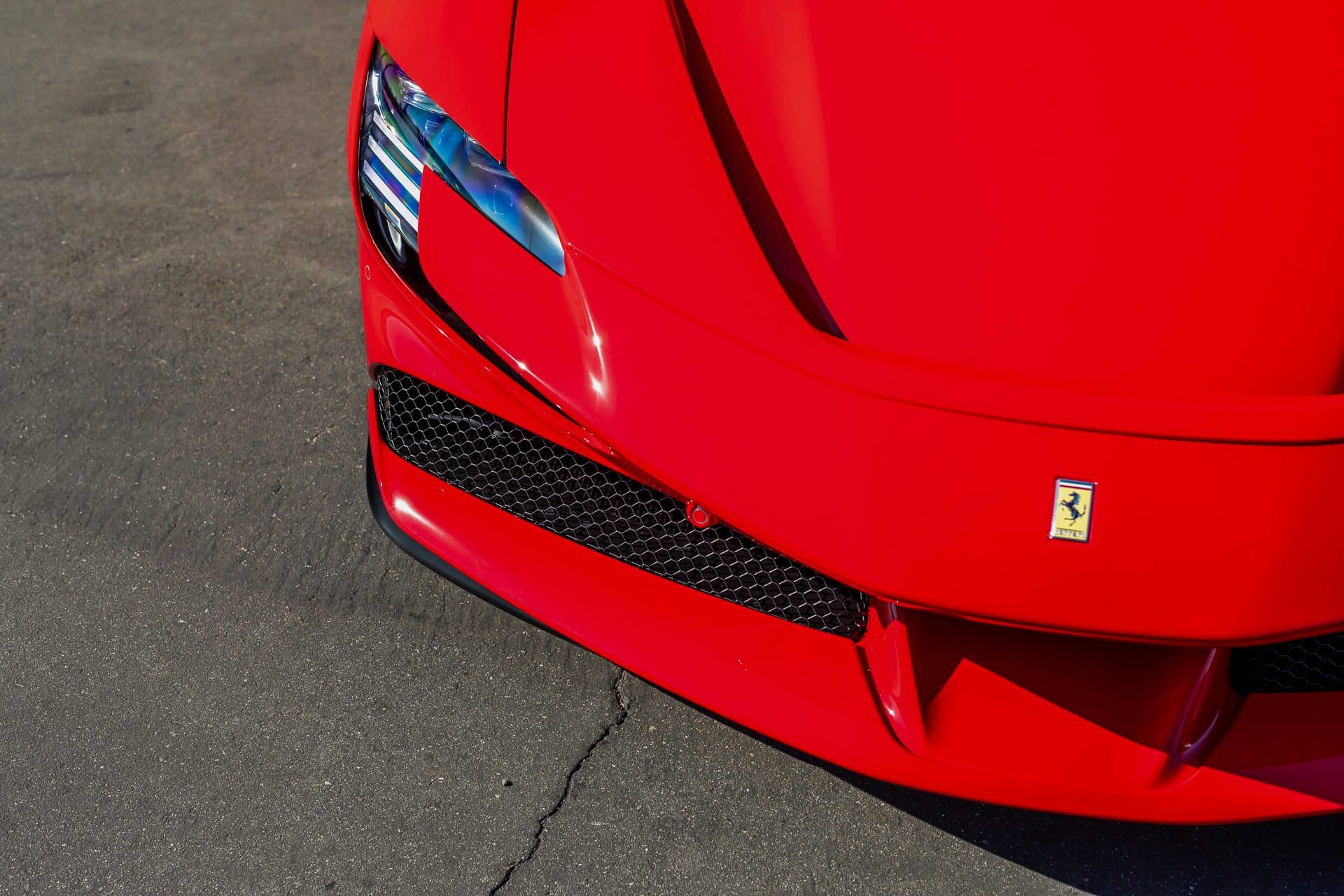 Ferrari SF90 Stradale rental Portugal - gallery image 5