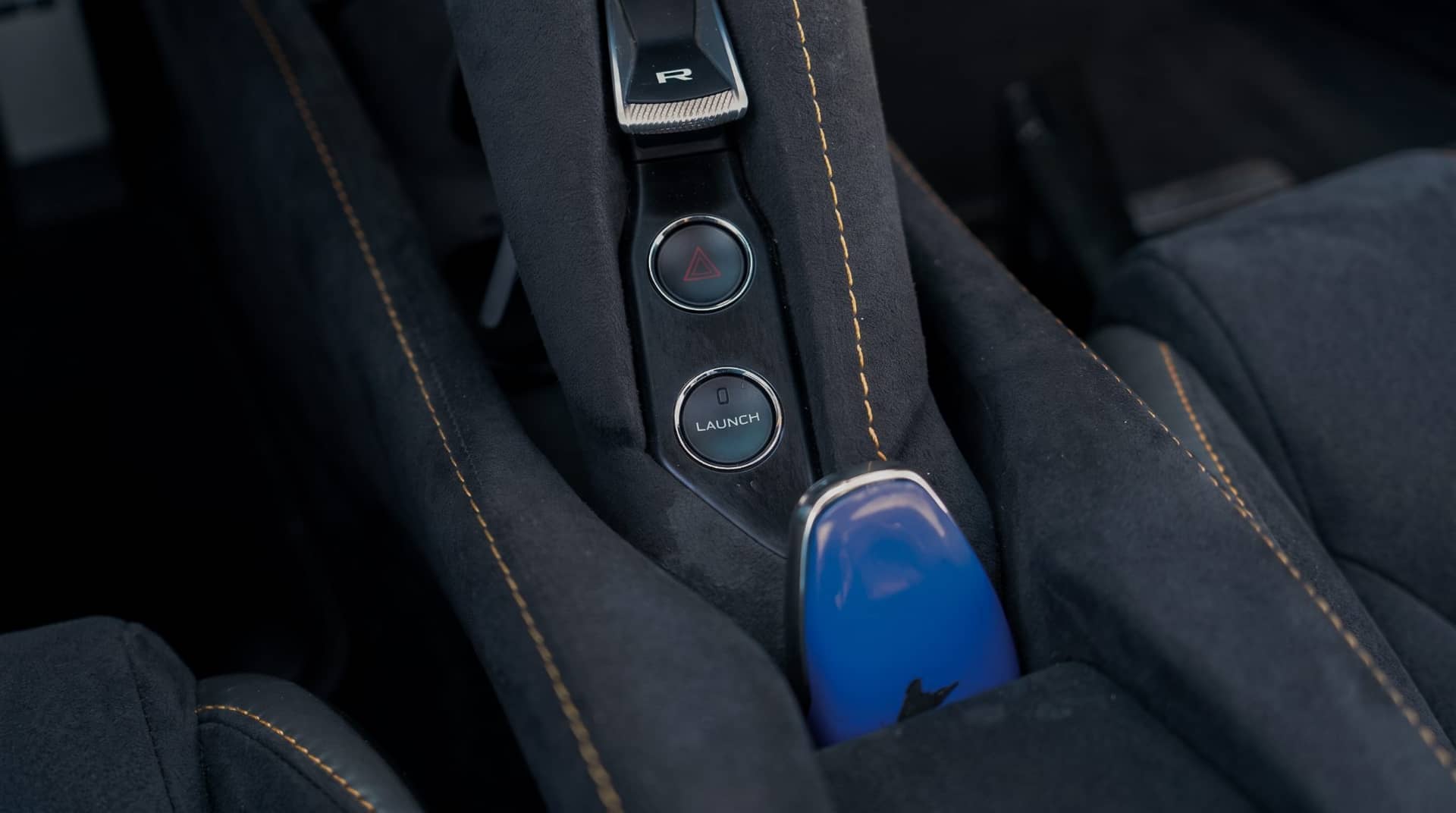 McLaren 720S rental Portugal - gallery image 10