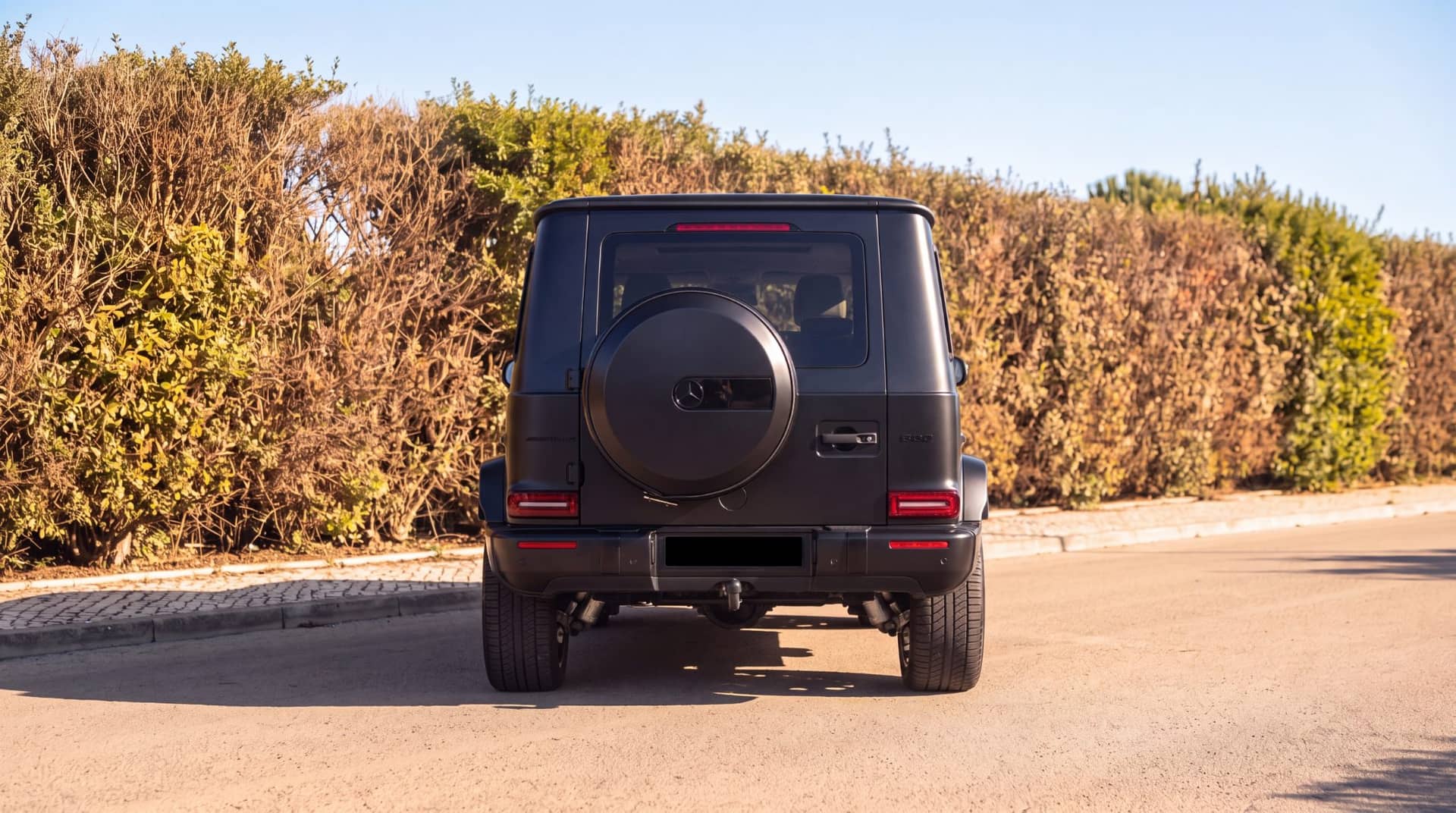 Mercedes G63 rental Portugal - gallery image 4