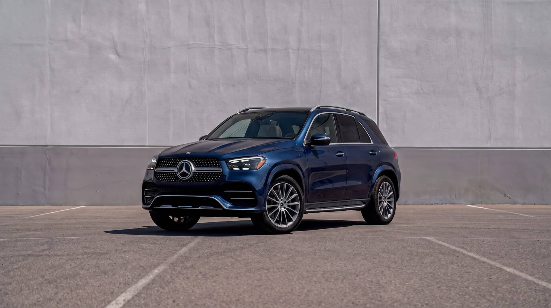 Mercedes GLE 350de rental Portugal - gallery image 1