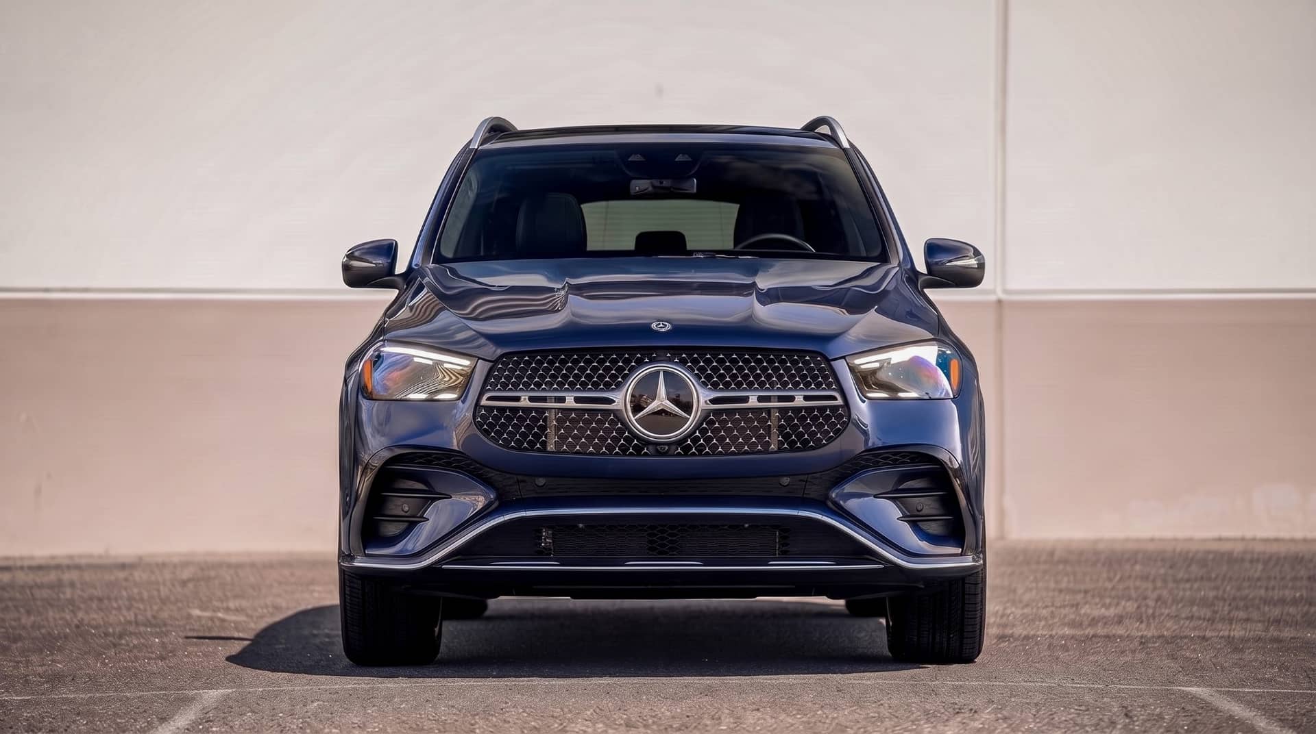 Mercedes GLE 350de rental Portugal - gallery image 7