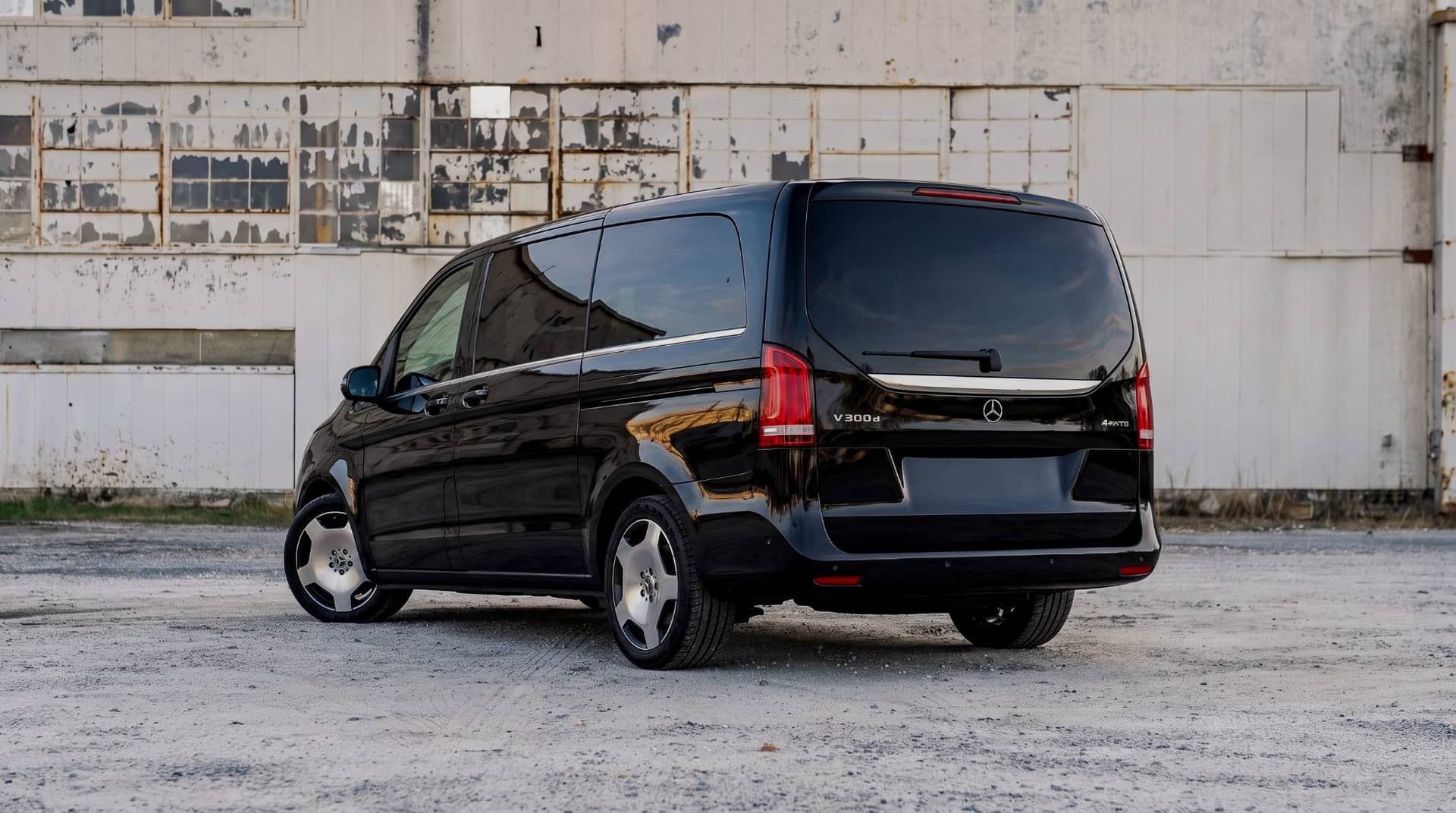 Mercedes V class rental Portugal - gallery image 4