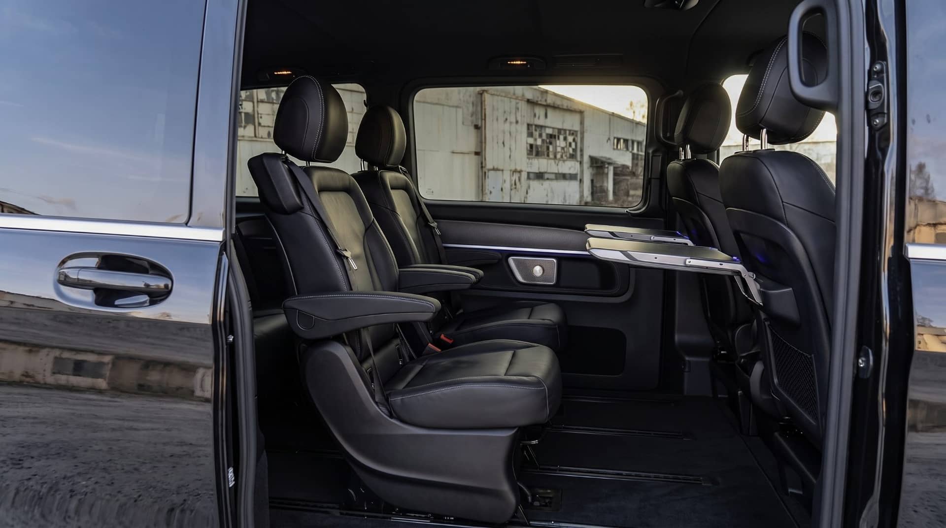 Mercedes V class rental Portugal - gallery image 5