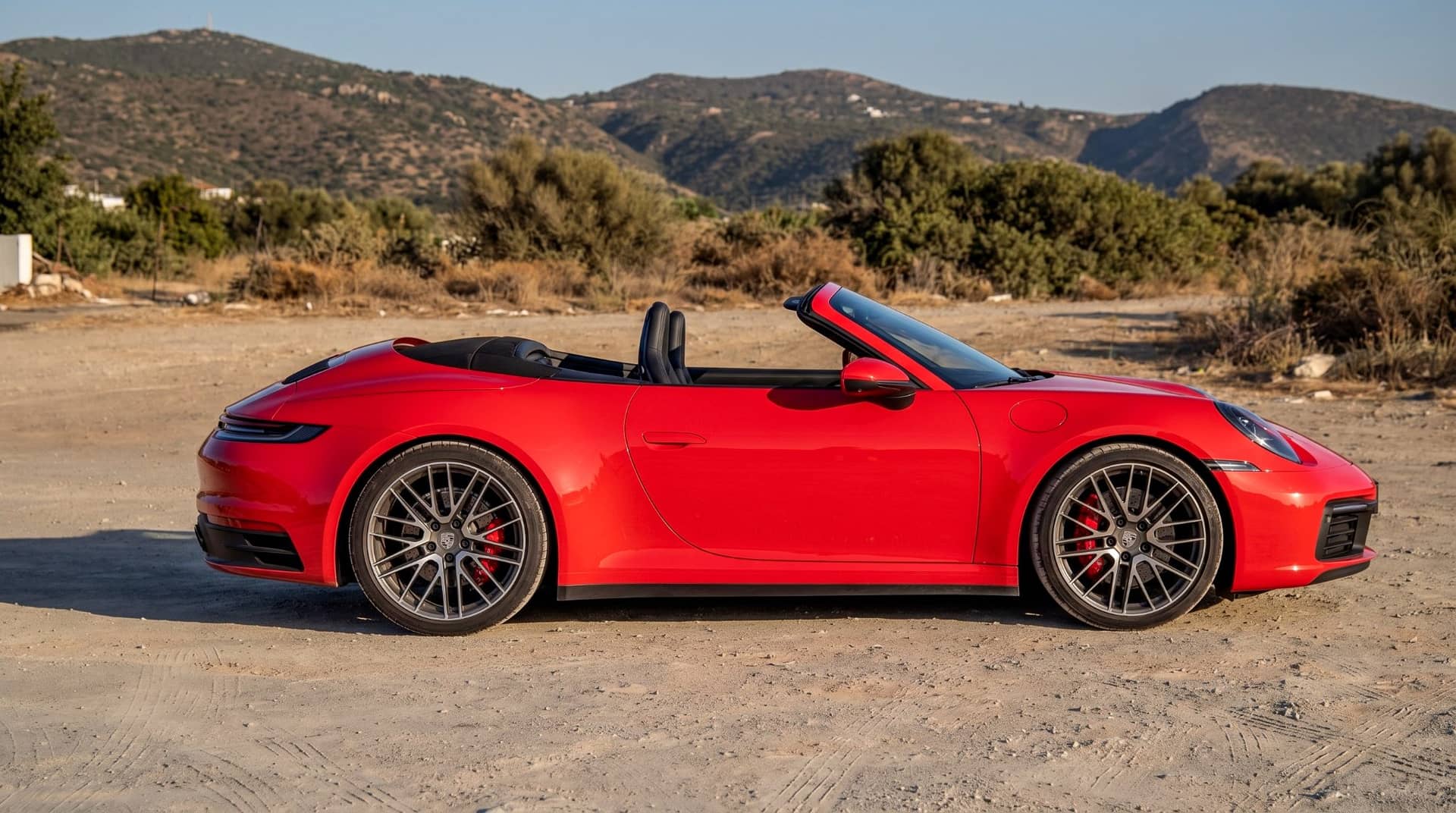 Porsche 911 Carrera rental Portugal - gallery image 5