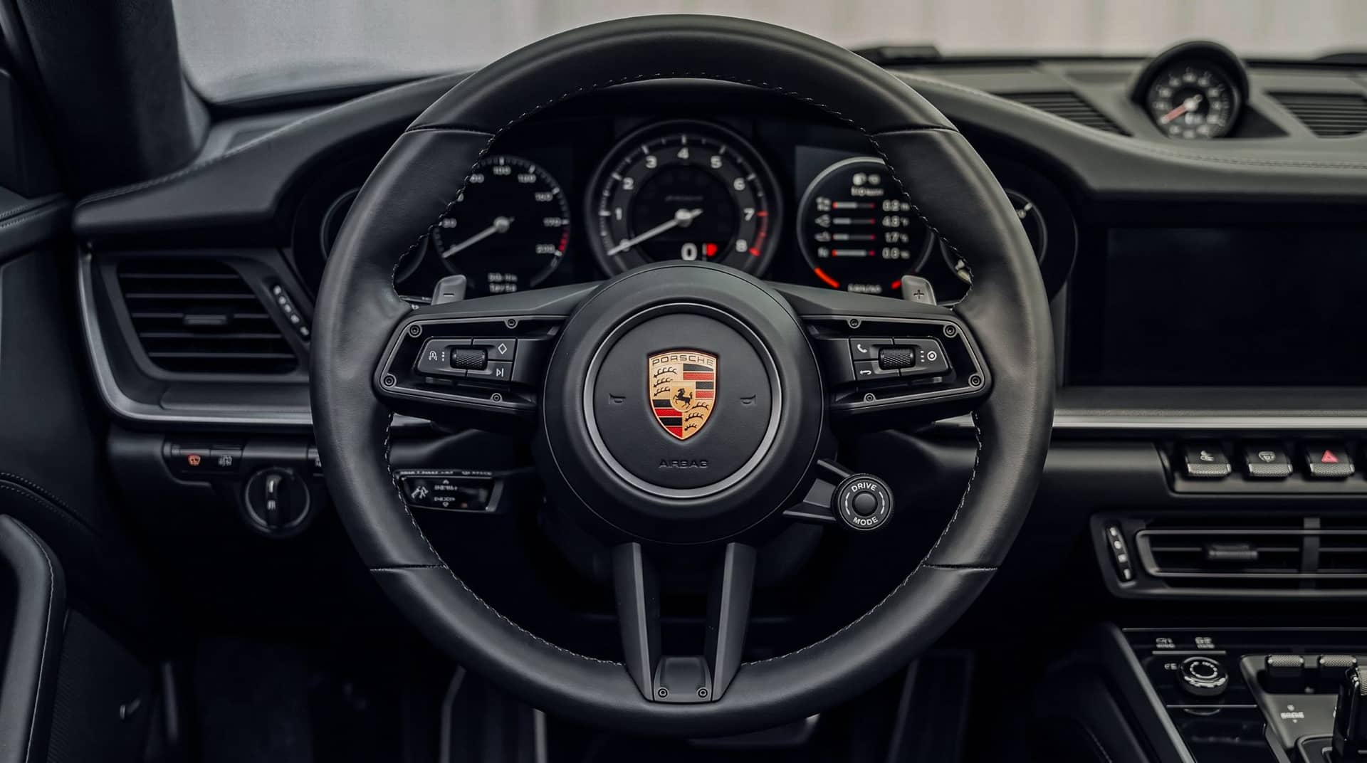 Porsche 911 Carrera rental Portugal - gallery image 9