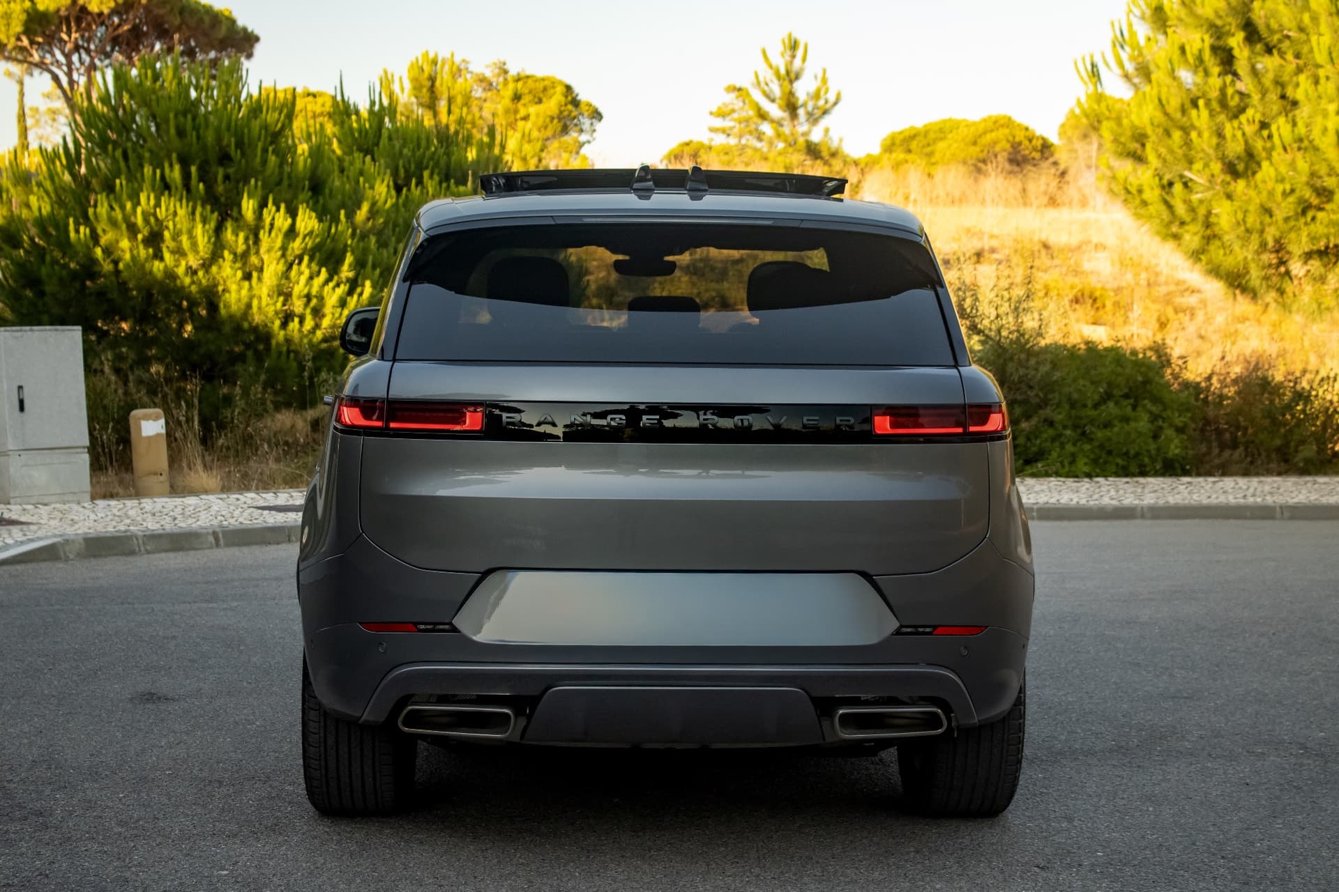 Range Rover Sport - luxury car rental Algarve Lisbon Portugal (11)