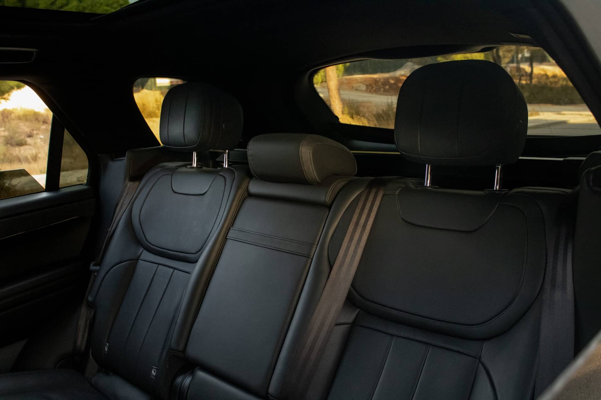 Range Rover Sport rental Portugal - gallery image 11