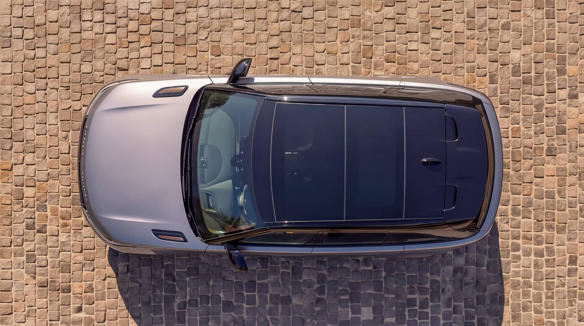 Range Rover Velar rental Portugal - gallery image 5