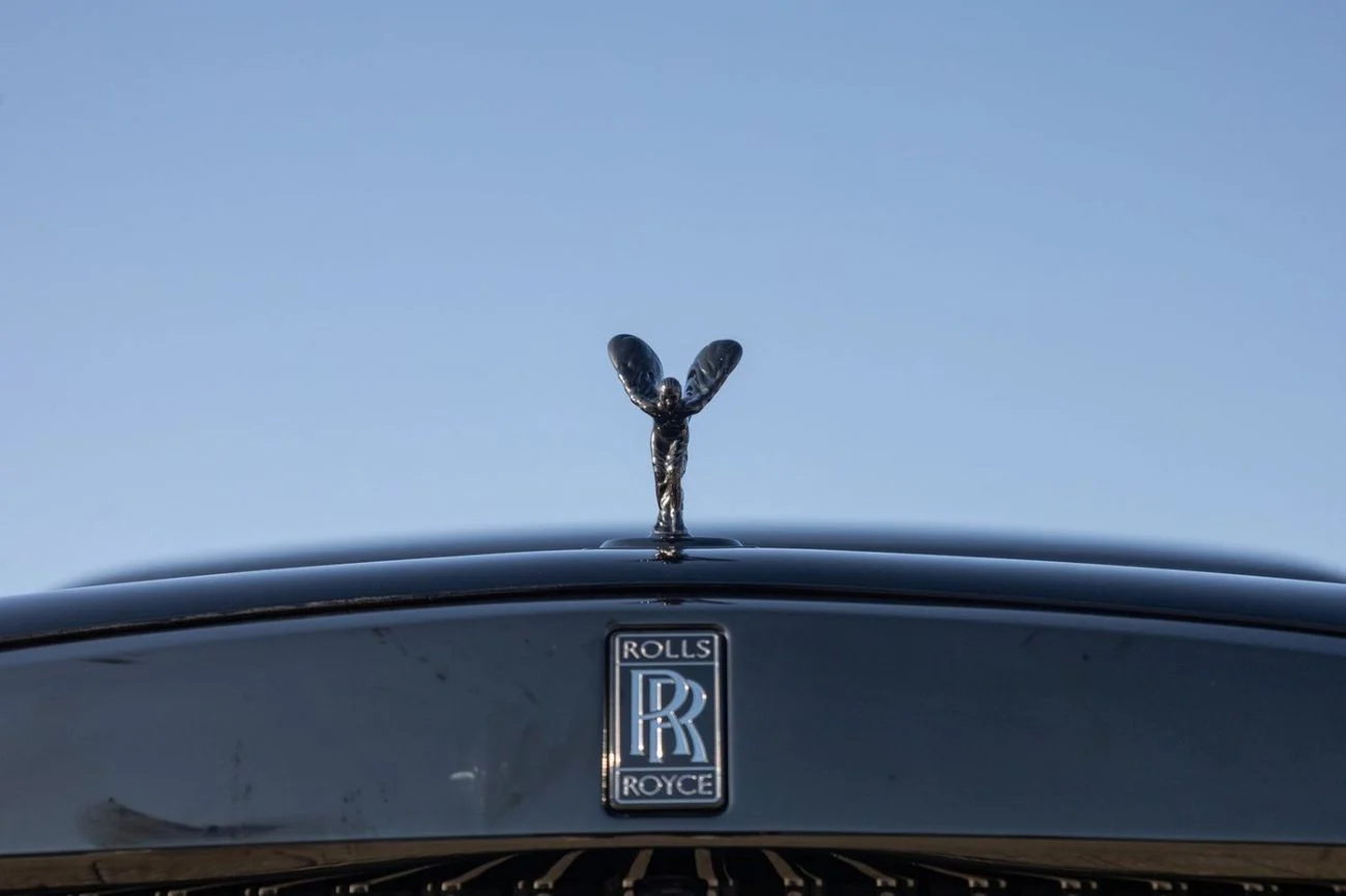 Rolls-Royce Cullinan - luxury car rental Algarve Lisbon Portugal (4)