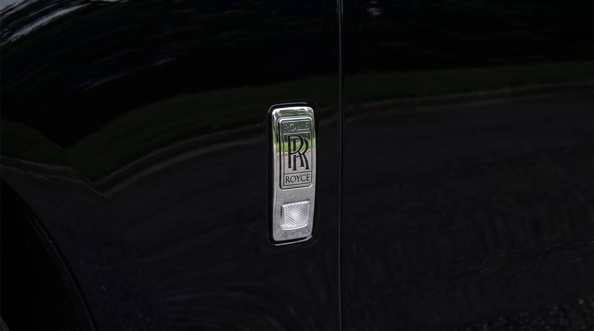 Rolls-Royce Ghost rental Portugal - gallery image 14